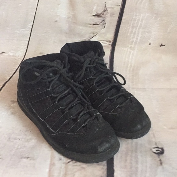 Jordan kids size 12 - Picture 1 of 16